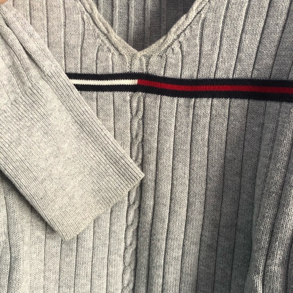 2/$30‼️Tommy Hilfiger V neck grey Sweater - Picture 5 of 6